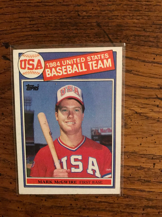 Mark McGwire Rookie 1985 Topps Baseball Card (209)